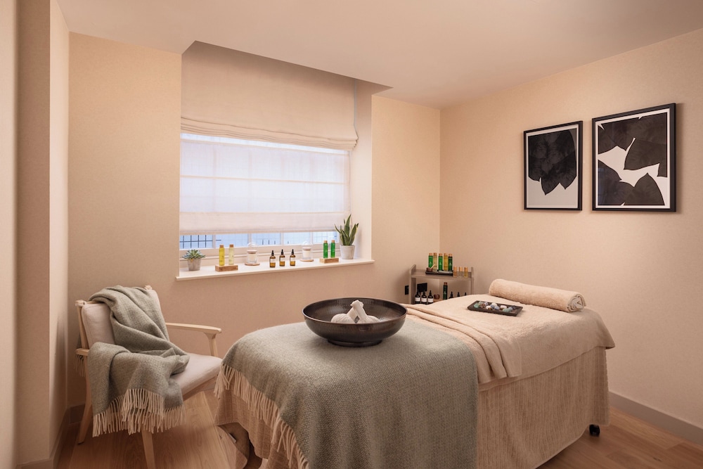 Inhabit, Queen's Gardens - a member of Design Hotels photo 6