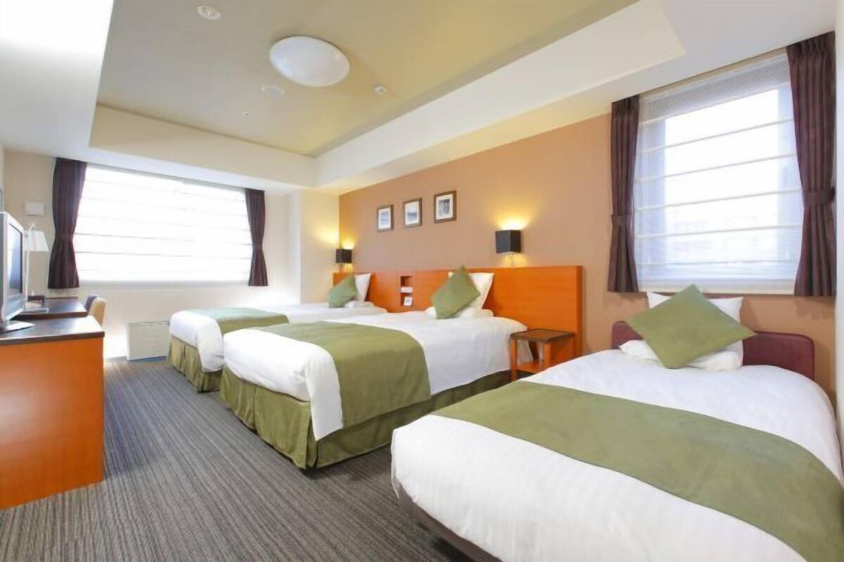 Premium bedding, down duvets, in-room safe, desk