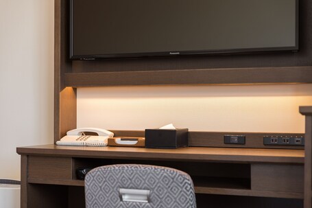 Hotel MyStays Kyoto Shijo - Image 14