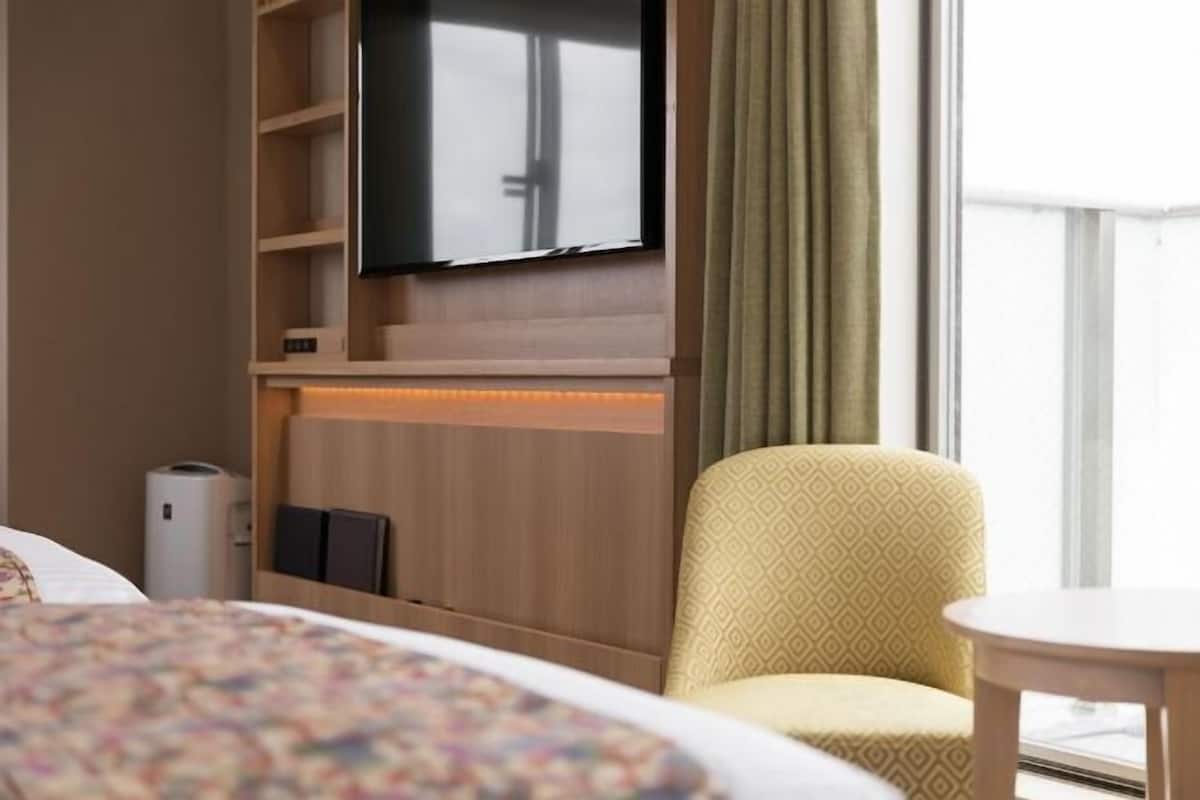 Roupas de cama premium, edredons de pluma, cofres nos quartos
