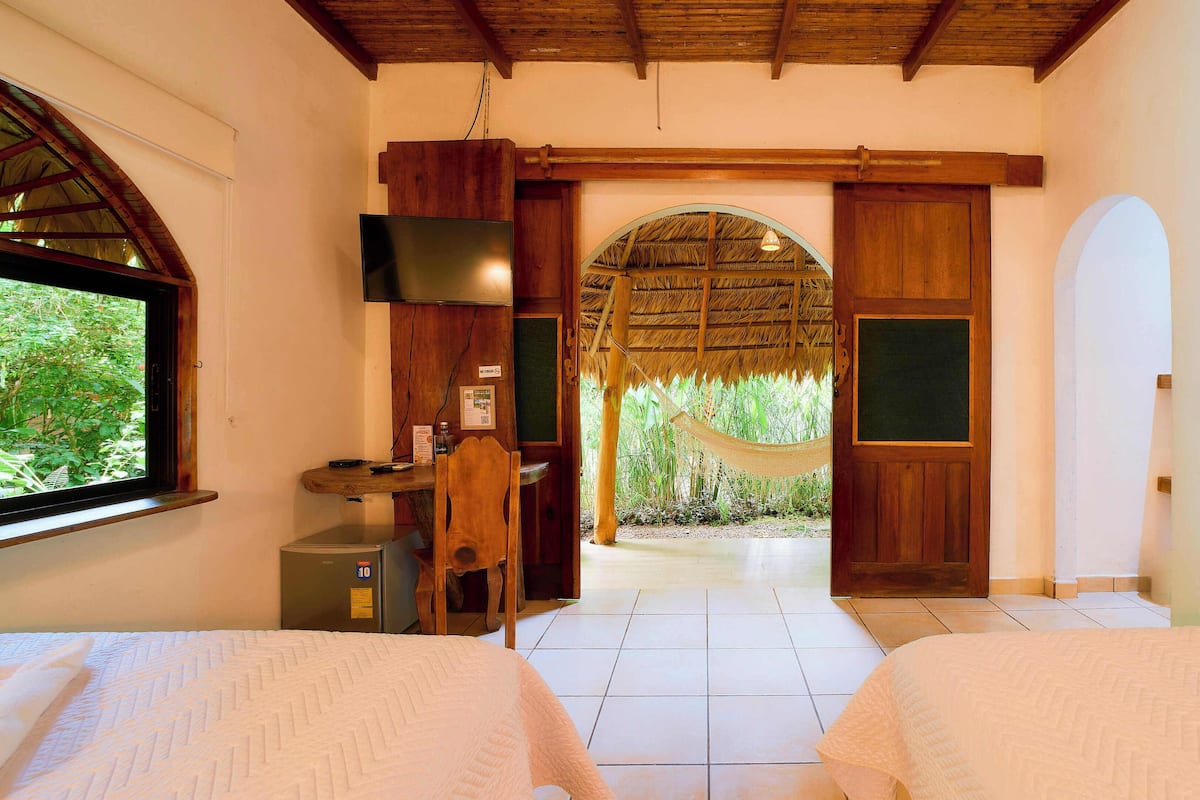 Superior Room, 2 Queen Beds, Garden View