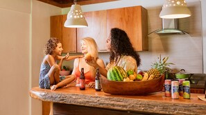 Casa familiar, varias camas, cocina, vista al jardín | Sábanas de algodón egipcio y ropa de cama de alta calidad 