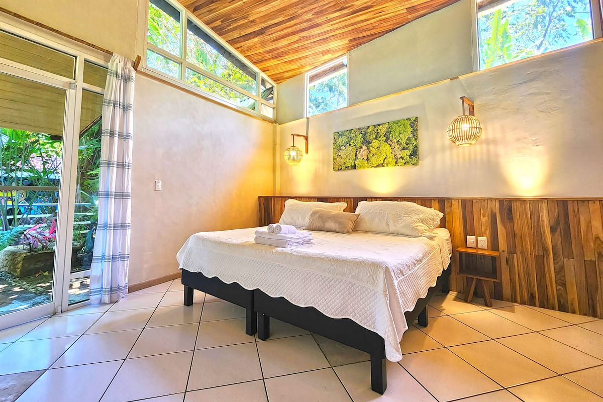 Loft, Kitchen | 2 bedrooms, Egyptian cotton sheets, premium bedding, pillowtop beds