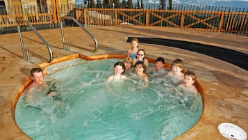 Executive Suite, 1 Bedroom | Outdoor spa tub