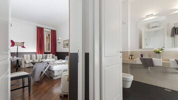 Comfort Double Room | Premium bedding, desk, iron/ironing board, free WiFi