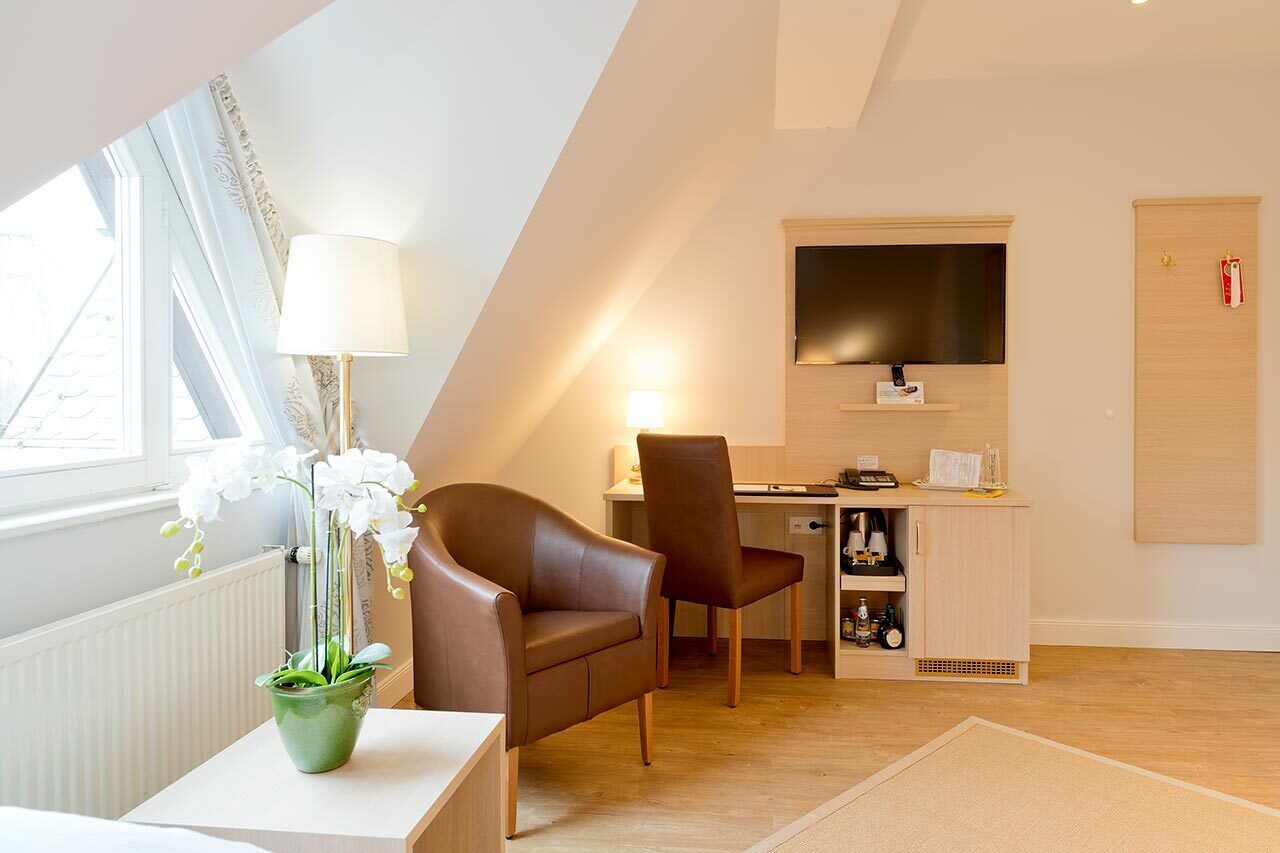 family room, 2 bedrooms (separate bathrooms) | living area | ipad