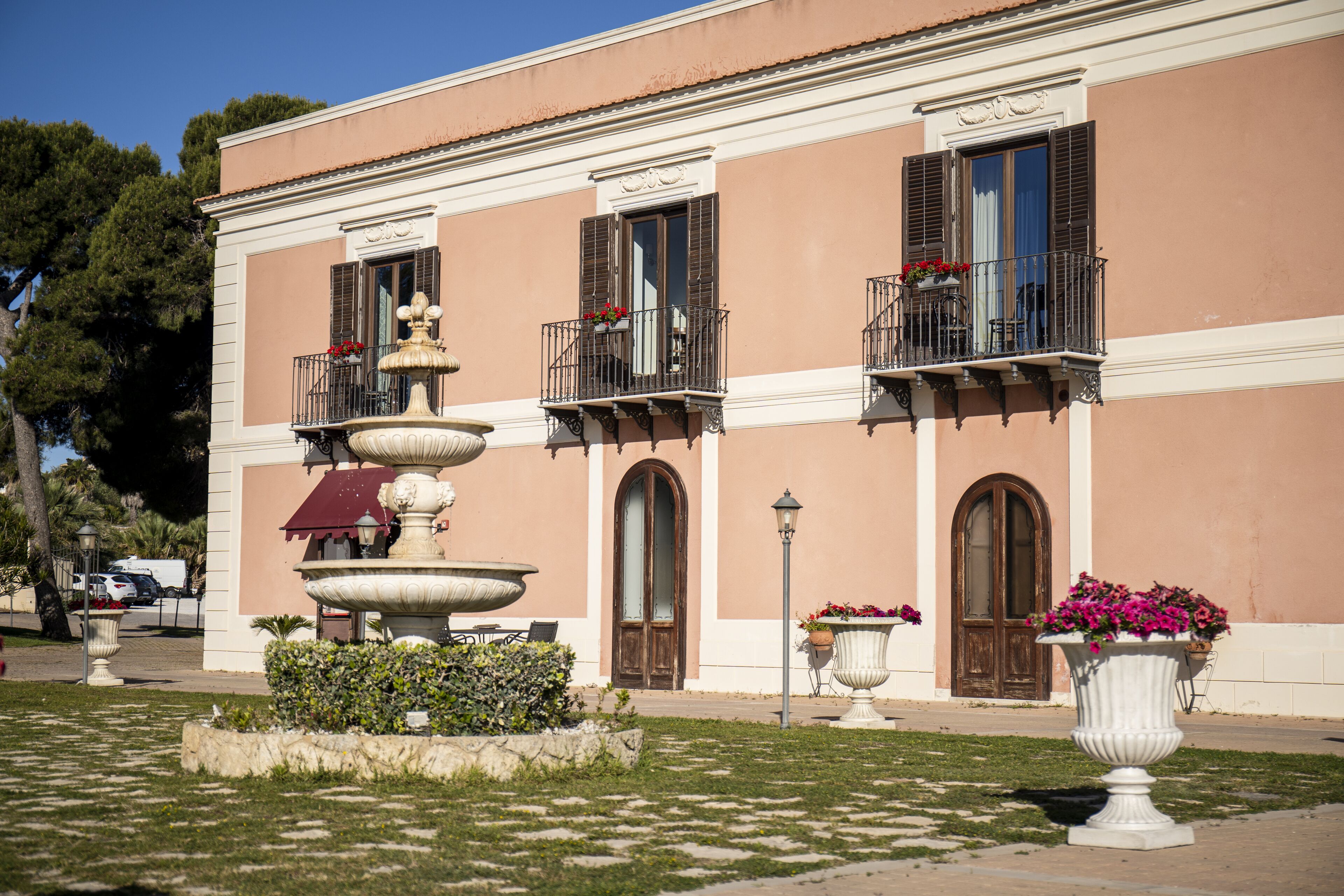 숙박 시설 정면