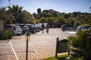 Free self-parking