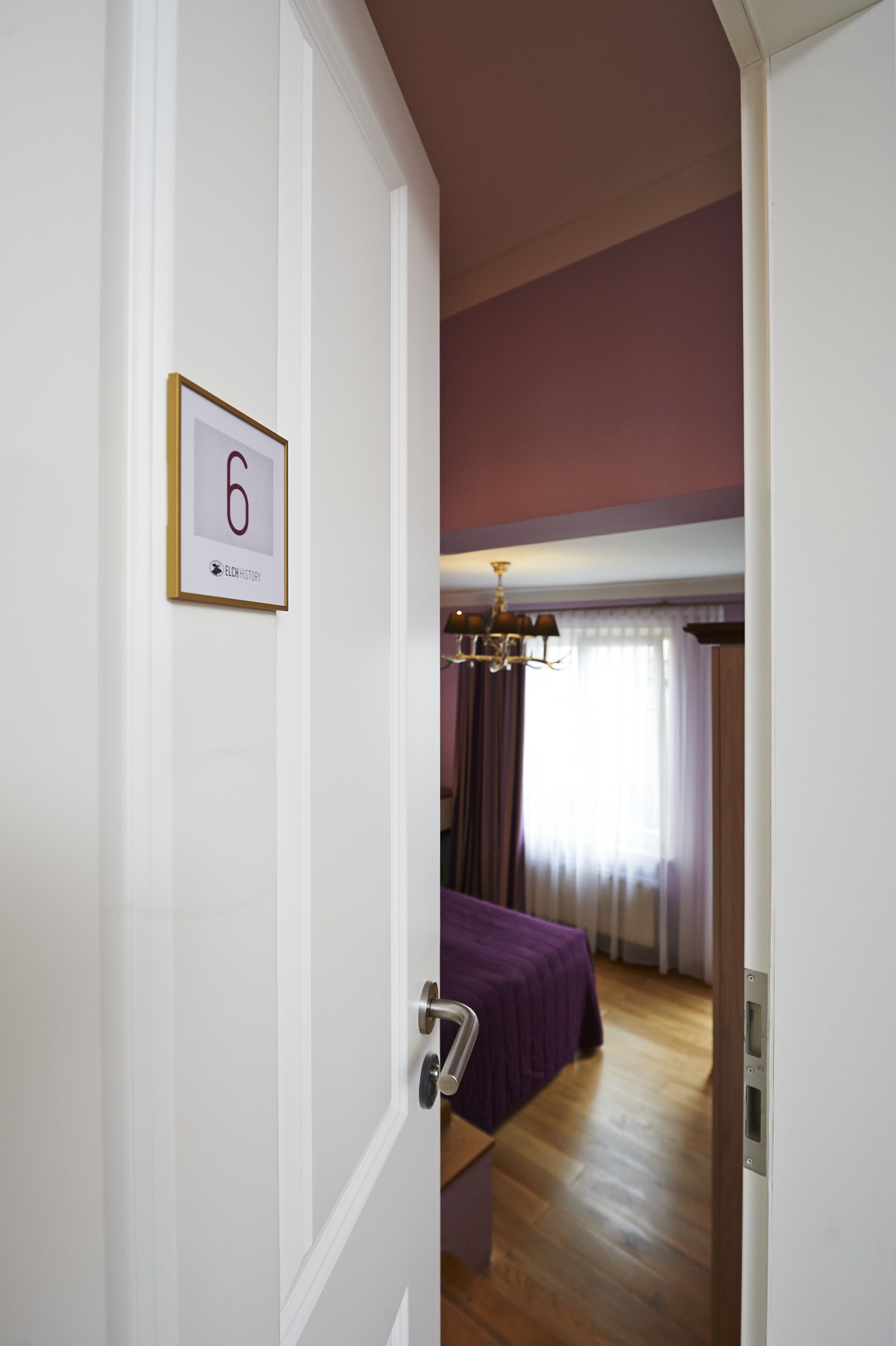 double room | hypo-allergenic bedding, minibar, in-room safe, desk