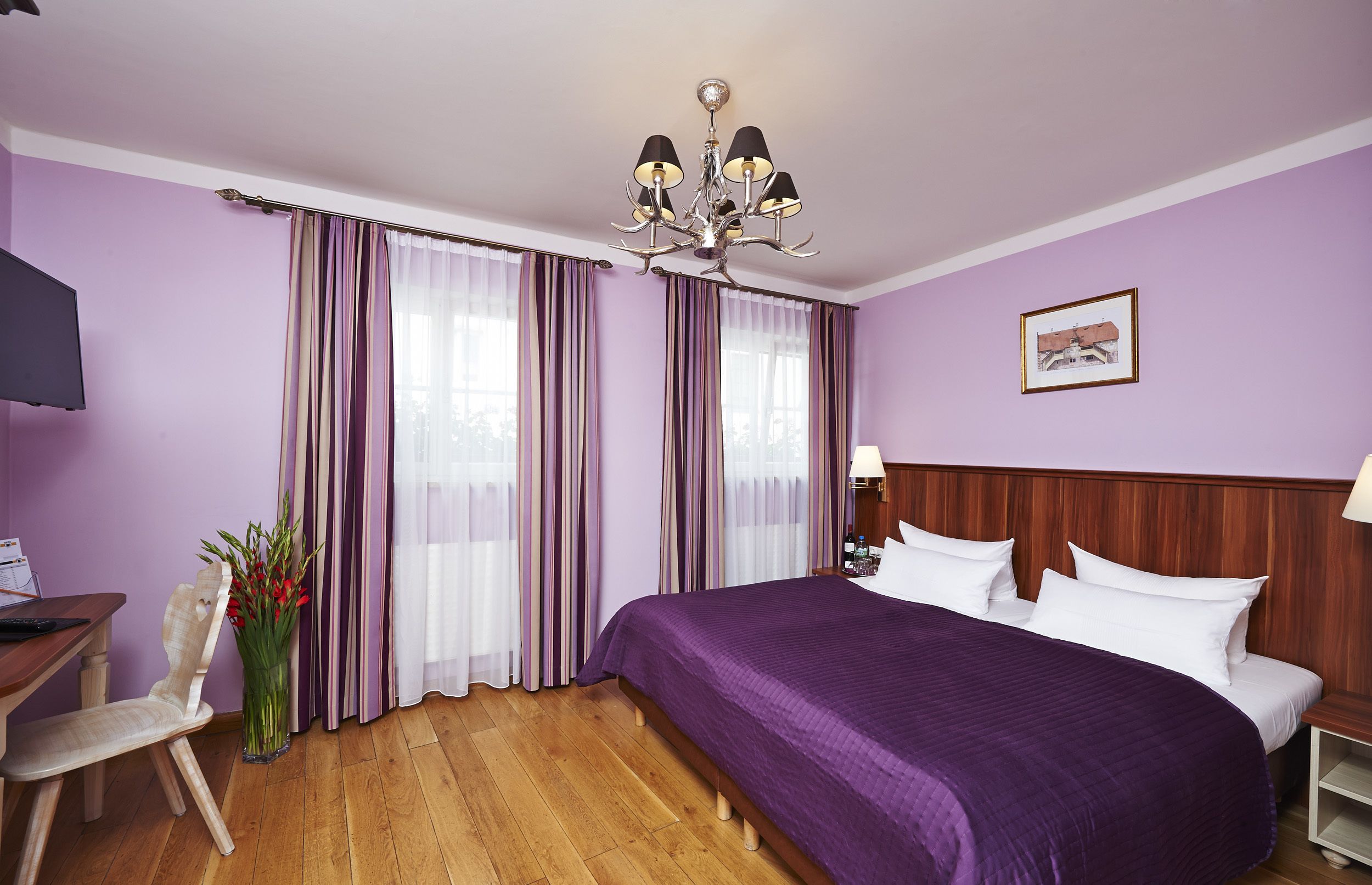 double room | hypo-allergenic bedding, minibar, in-room safe, desk