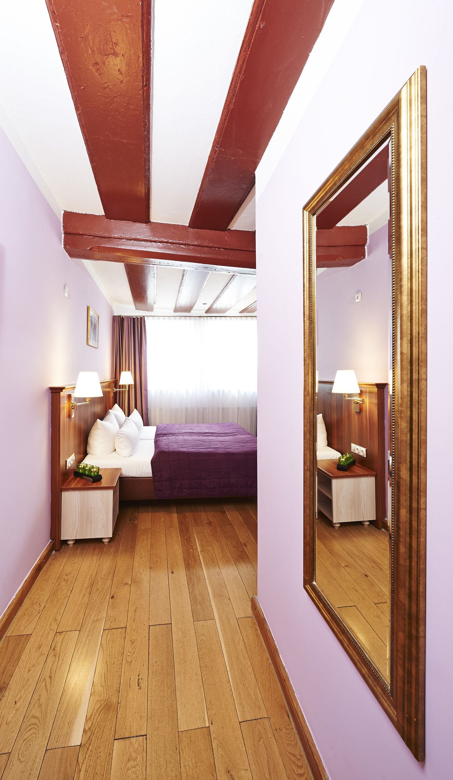 double room | hypo-allergenic bedding, minibar, in-room safe, desk