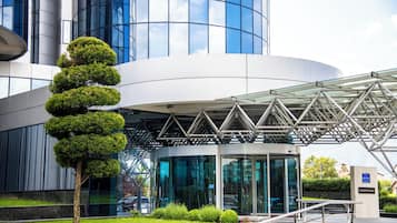 Mặt tiền nơi lưu trú