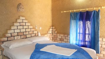 Economy Room | 2 bedrooms, individually decorated, iron/ironing board, free WiFi