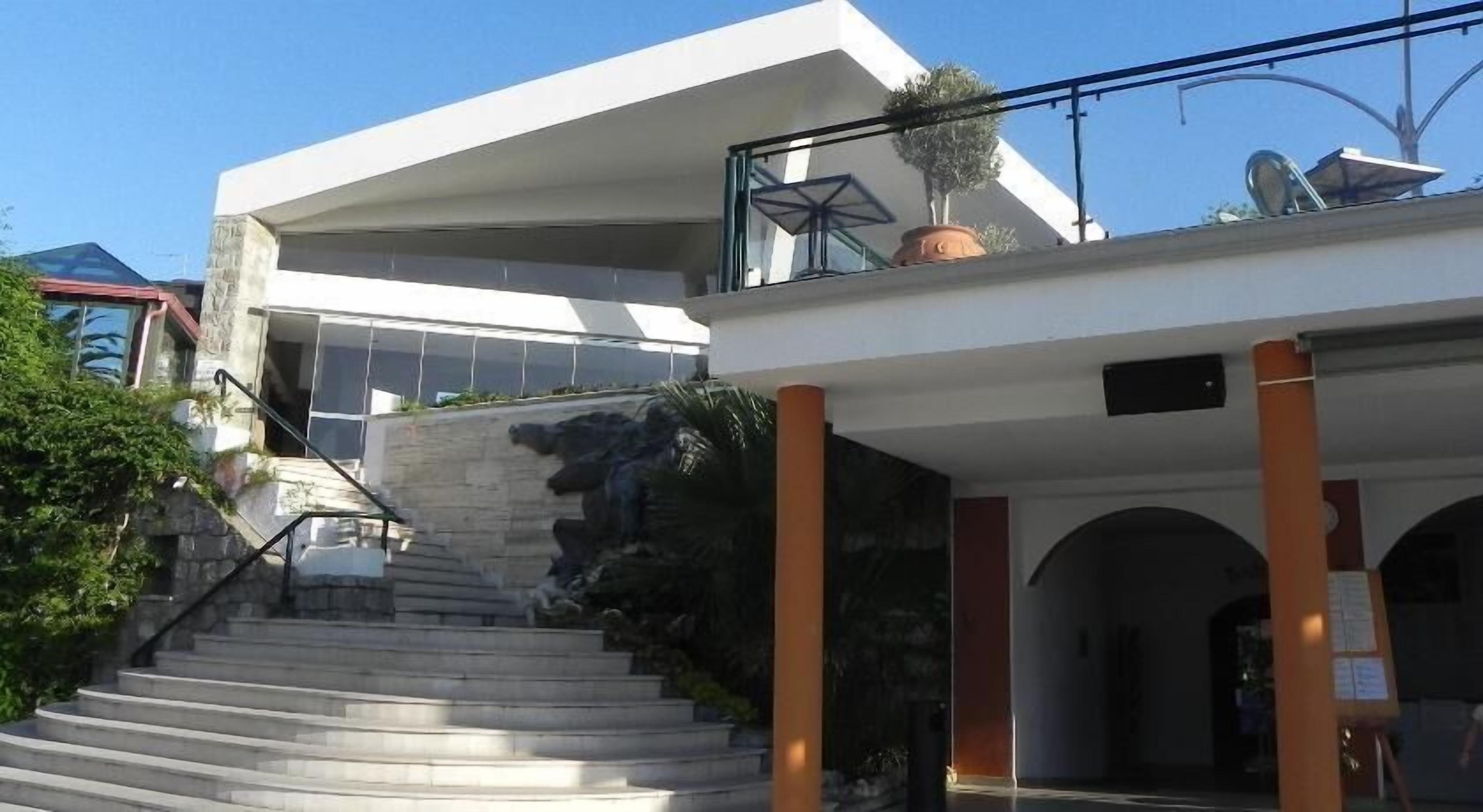 Entrada de la propiedad
