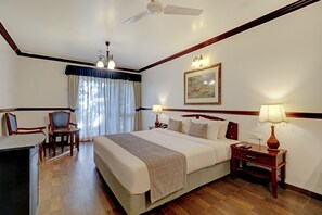 Suite Junior | Seprai katun Mesir, seprai premium, selimut bulu angsa, dan busa memori