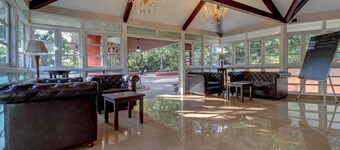 Citrus Chambers Mahabaleshwar