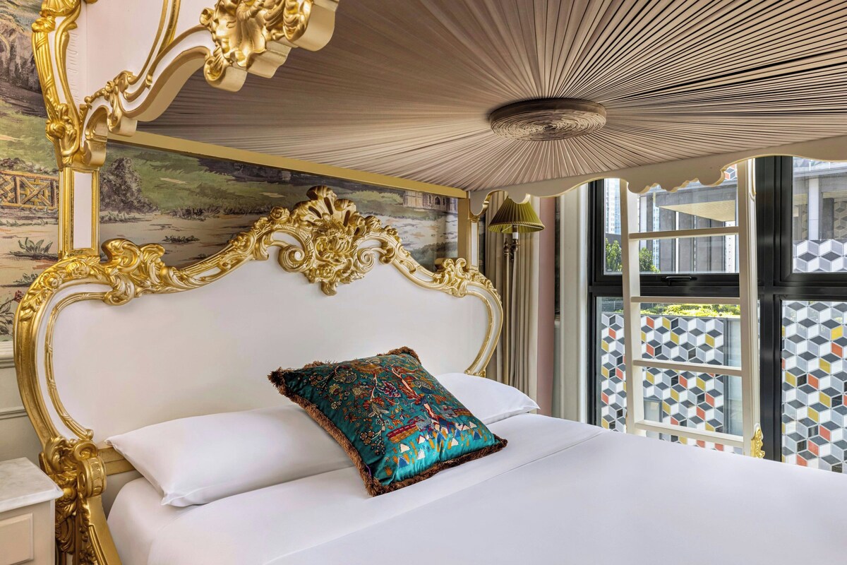 Royal Room, 1 Katil Raja (King), City View | Cadar kapas Mesir, peralatan tempat tidur premium, tilam berlapik 