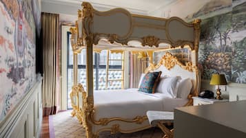 Chambre Royale, 1 grand lit, non-fumeurs, vue ville | Draps en coton égyptien, literie de qualité supérieure, surmatelas