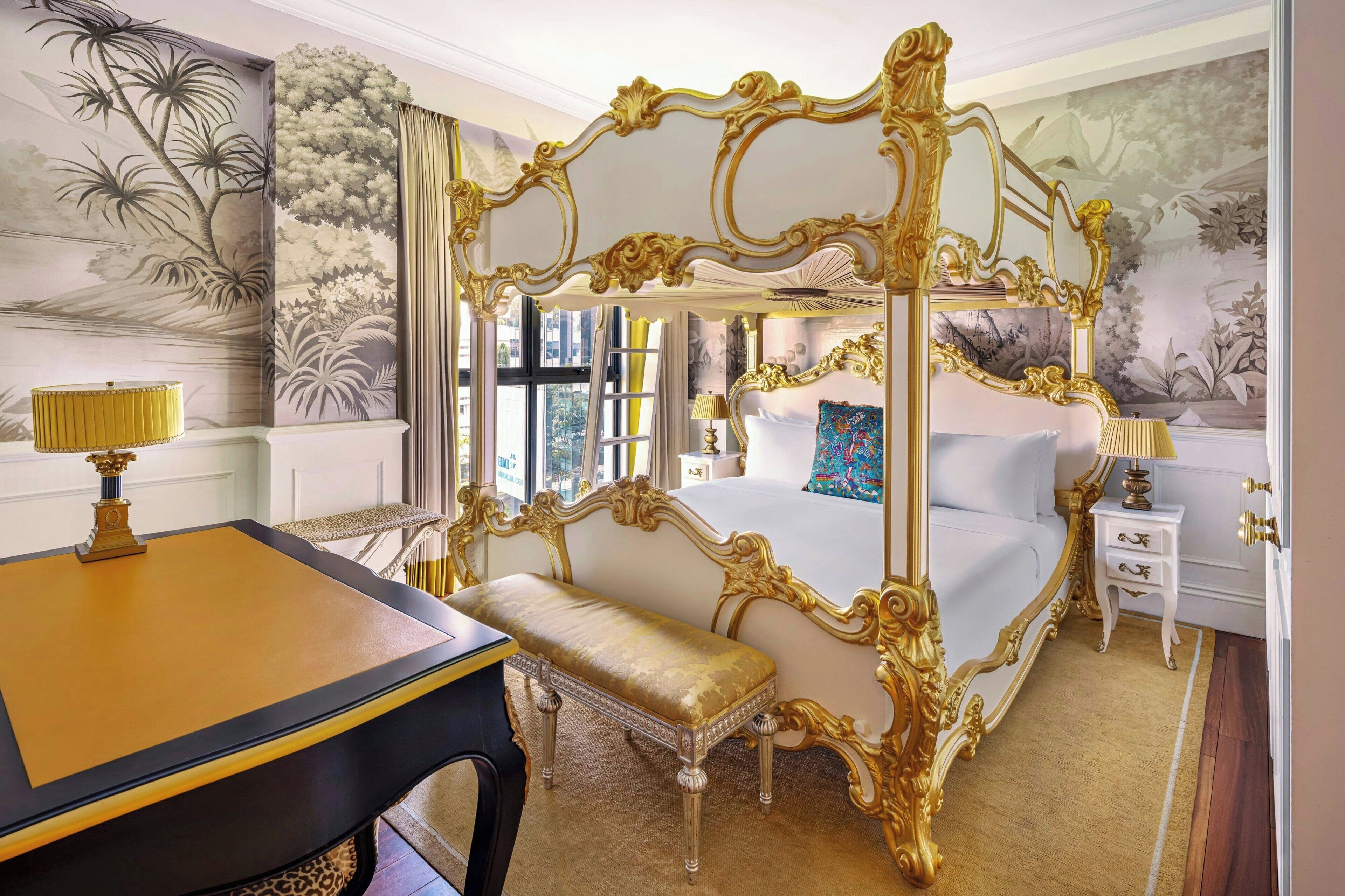 Royal-sviitti, useita sänkyjä | Egyptinpuuvillaiset lakanat, ylelliset vuodevaatteet