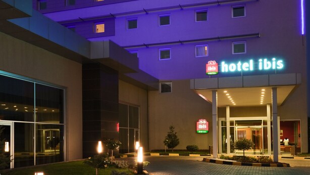 A multi-story hotel with a prominent 'hotel ibis' sign. - ibis Gaziantep (Gaziantep)