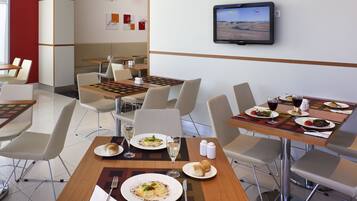 Daily buffet breakfast (EUR 8 per person)