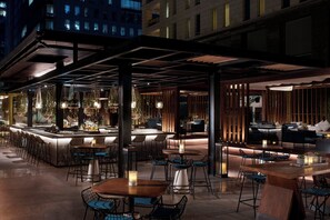 6 restaurants, lunch, dinner, brunch served; Belgian cuisine