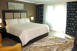 Room, 1 King Bed, Non Smoking | Pillowtop beds, desk, blackout drapes, iron/ironing board - Econo Lodge Lake Elsinore Casino (Lake Elsinore)