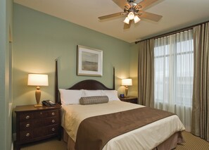 Tabla de planchar con plancha, cunas gratuitas y wifi gratis 