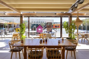 3 Restaurants, Frühstück, Mittagessen, Abendessen, portugiesische Küche