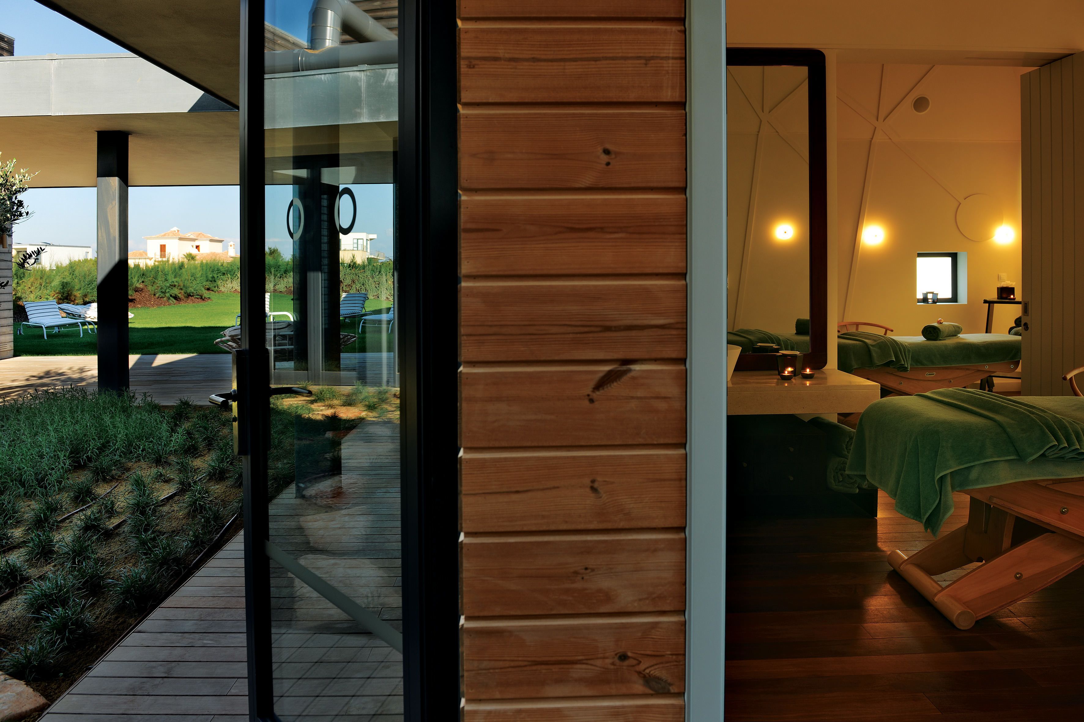 Couples treatment rooms, sauna, Turkish bath, body treatments