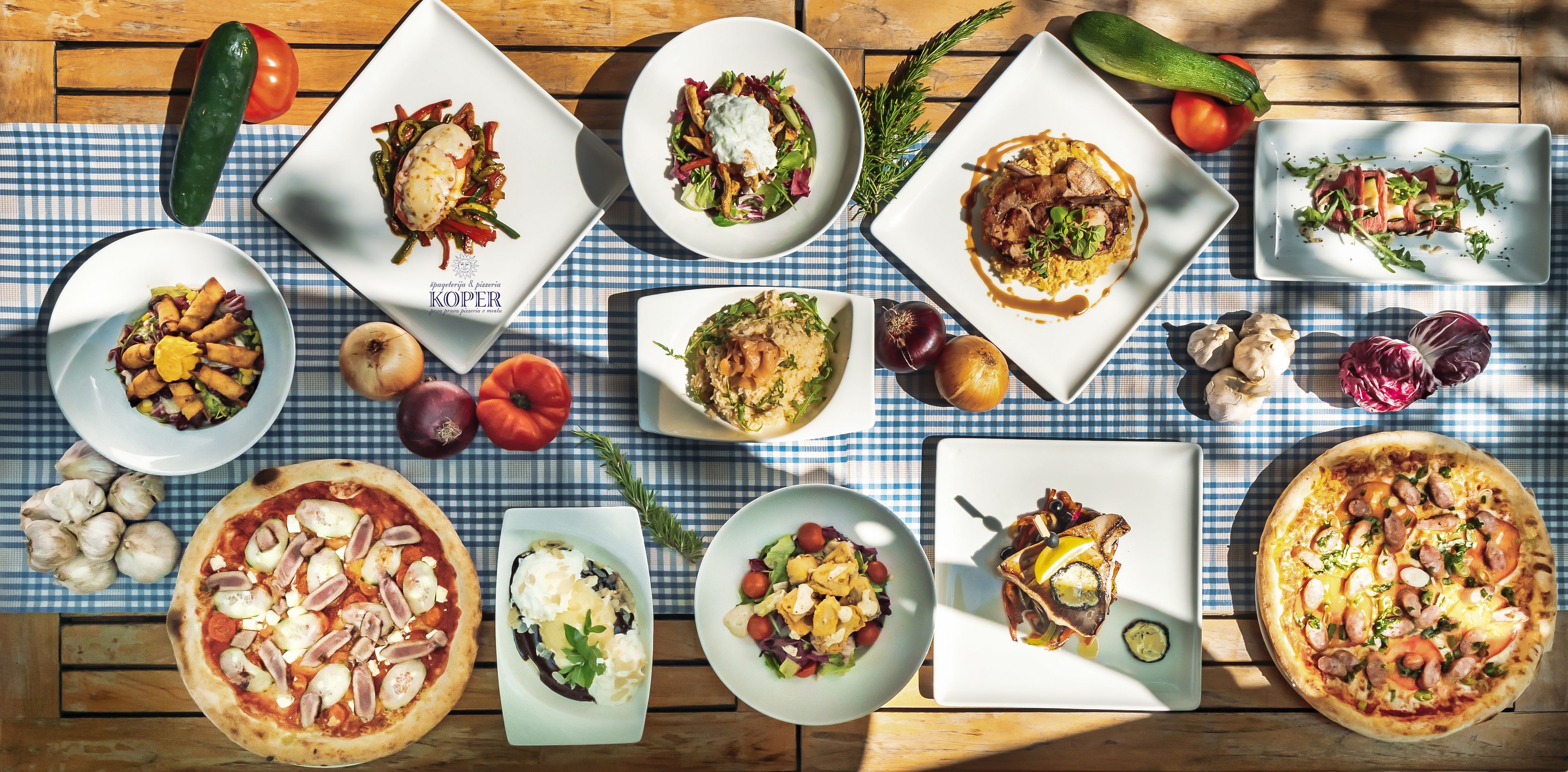 2 間餐廳；供應午餐、晚餐、早午餐；意大利菜