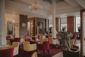 Bar (en el alojamiento)