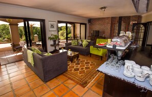 Pemandangan dari properti