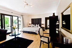 Minibar, in-room safe, soundproofing, iron/ironing board