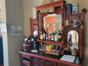 Bar (on property) - Wild Olive Guest House (Cape Town)