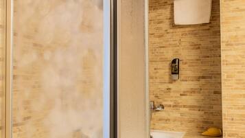 Appartement Supérieur, 1 trÚs grand lit et 1 canapé-lit, non-fumeur, vue ville | Salle de bain