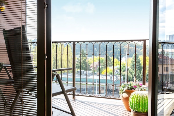 Apartamento superior, 1 cama de matrimonio grande con sofá cama, no fumadores, vistas a la ciudad | Vistas desde la habitación