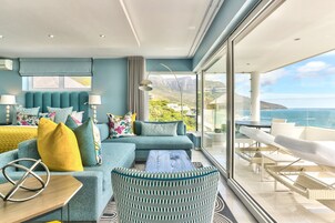 Smart TV 109 cm com canais via satélite, TV, Netflix