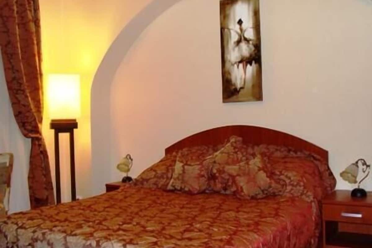 1 bedroom, minibar, in-room safe, rollaway beds