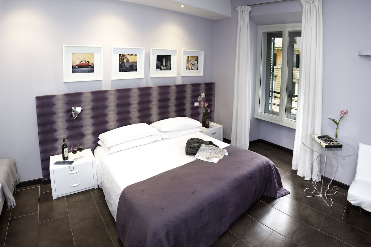 1 bedroom, premium bedding, minibar, in-room safe
