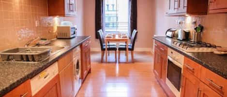 Fridge, microwave, oven, dishwasher