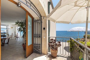 Property entrance - Giuggiulena Villa (Syracuse)
