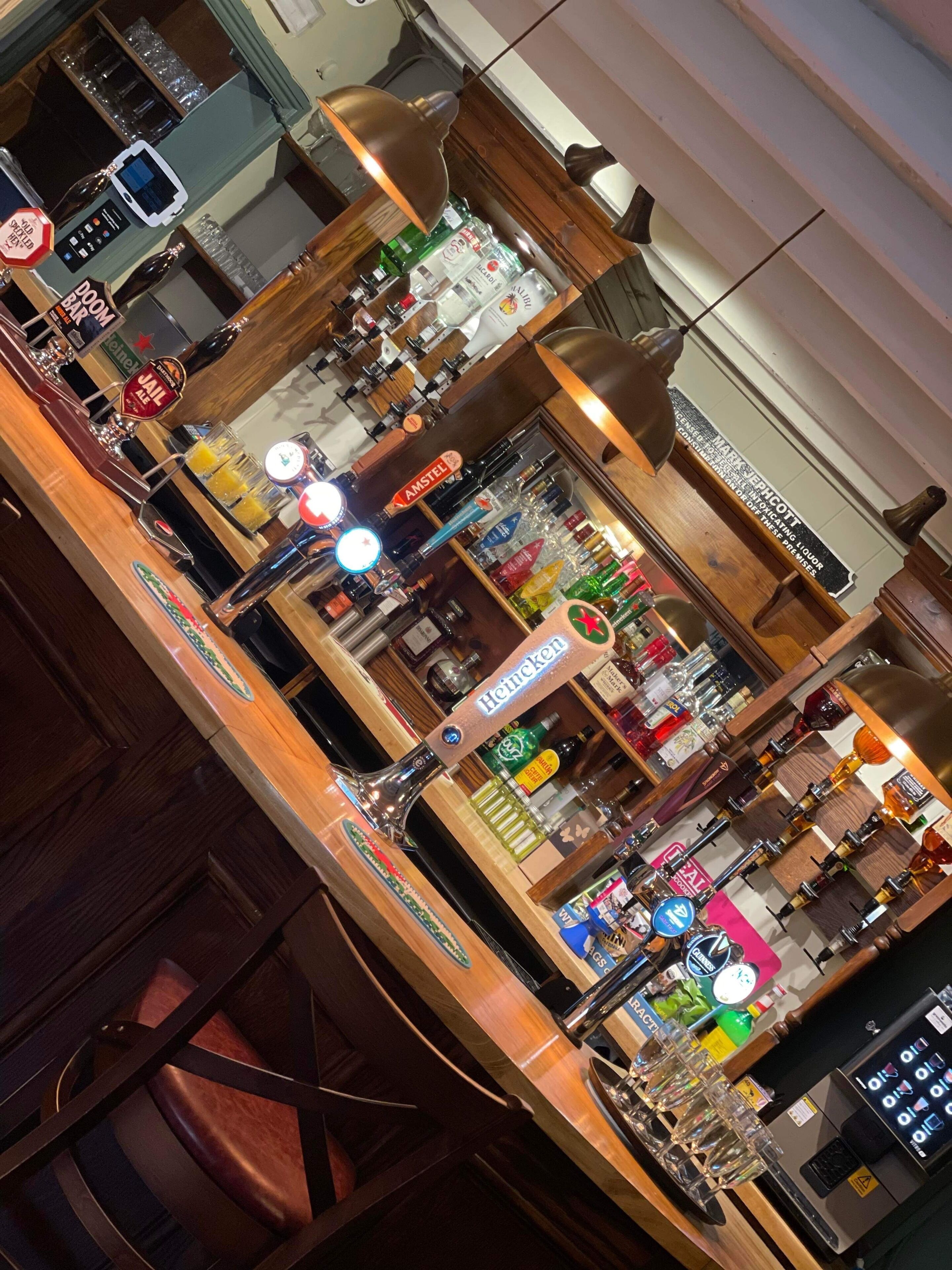 Bar (en la propiedad)