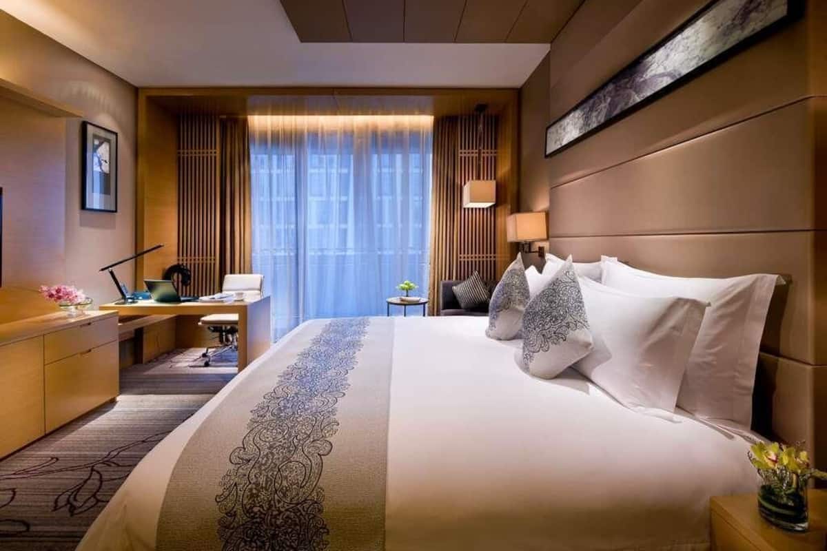 Deluxe-Zimmer, 2 Einzelbetten, Balkon | Daunenbettdecken, Minibar, Zimmersafe, Schreibtisch