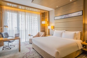 Superior Room, 1 King Bed, Balcony | Down duvets, minibar, in-room safe, desk - Pullman Foshan Shunde (Foshan)