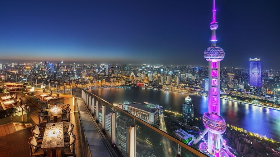 上海浦东丽思卡尔顿酒店