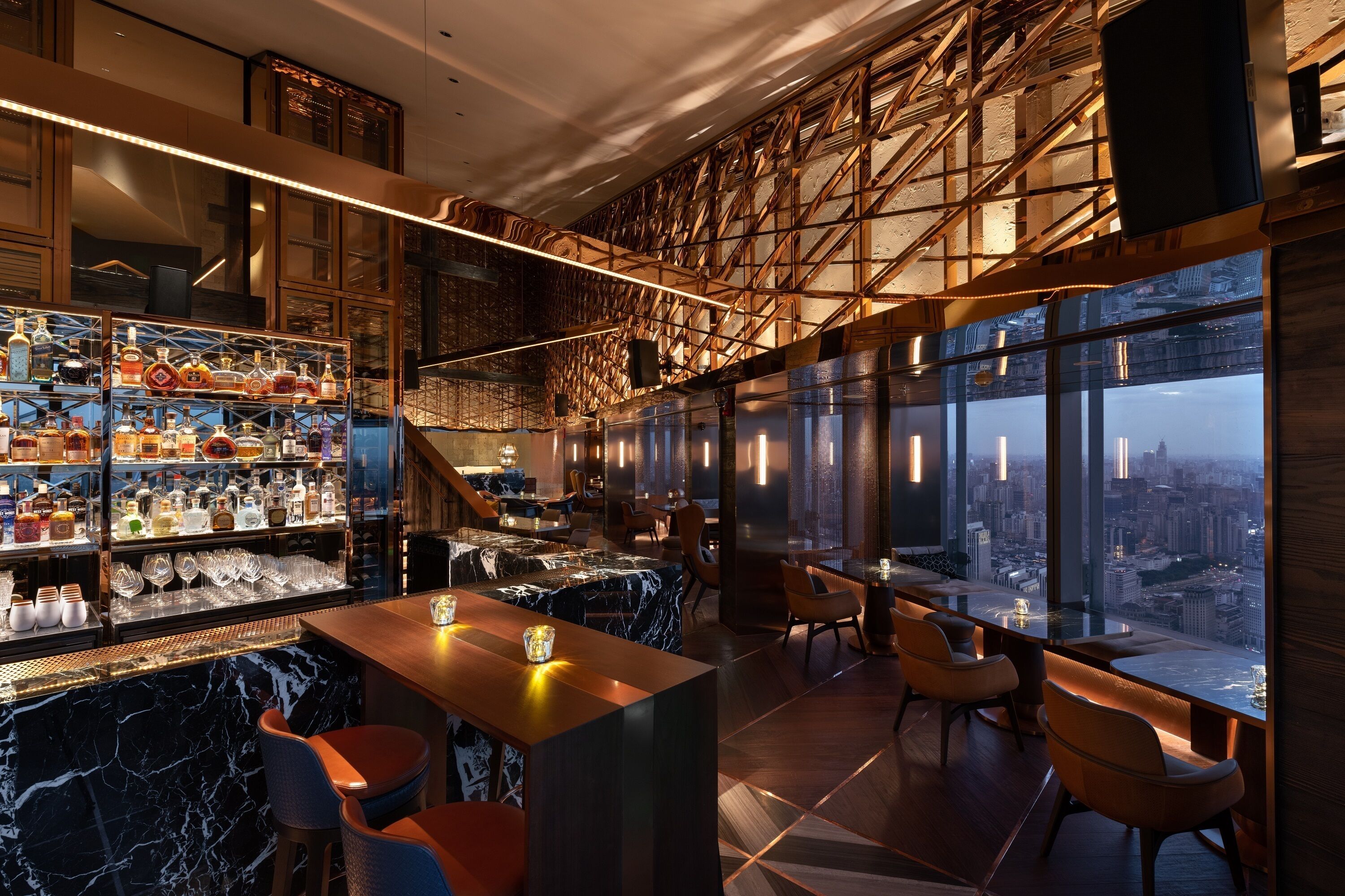 4 restaurants, breakfast, lunch, dinner served; italian cuisine