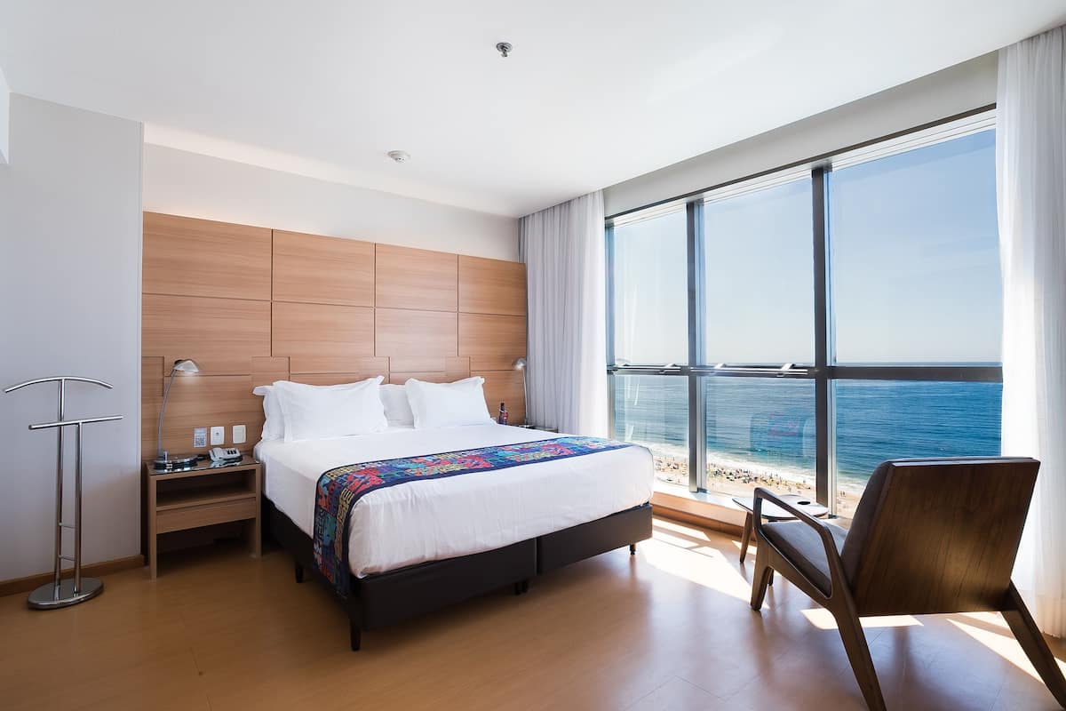 Suite, Sea View