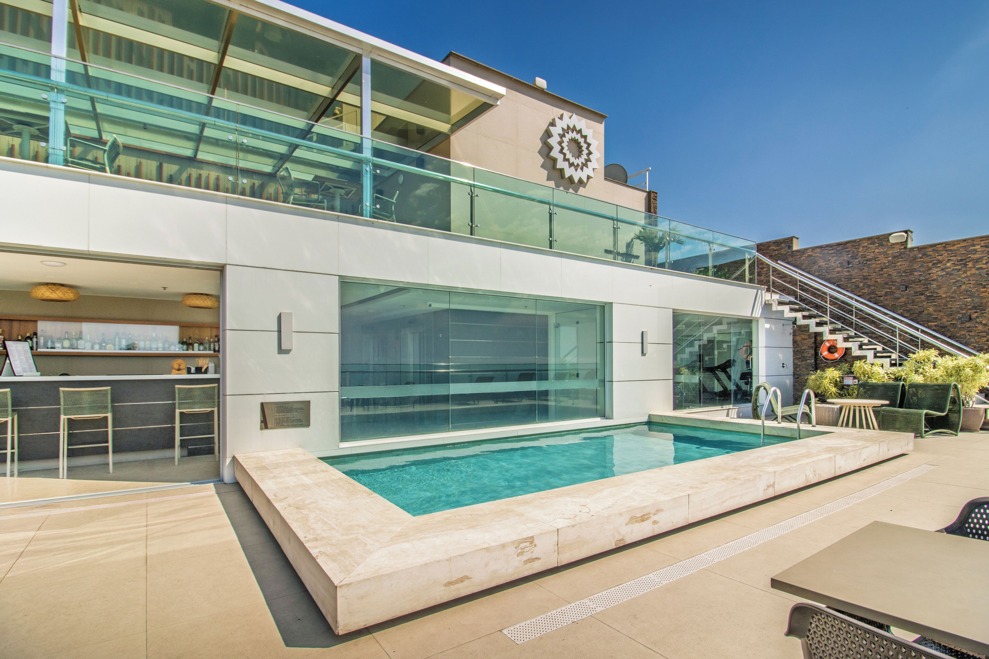 Outdoor pool, sun loungers