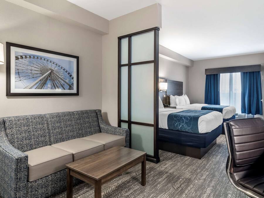 Suite, Multiple Beds, Non Smoking | 1 bedroom, premium bedding, in-room safe, desk